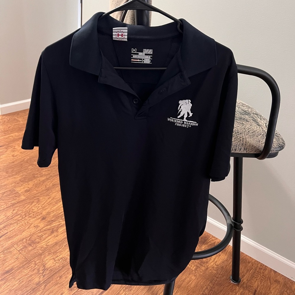 Men’s underarmour polo